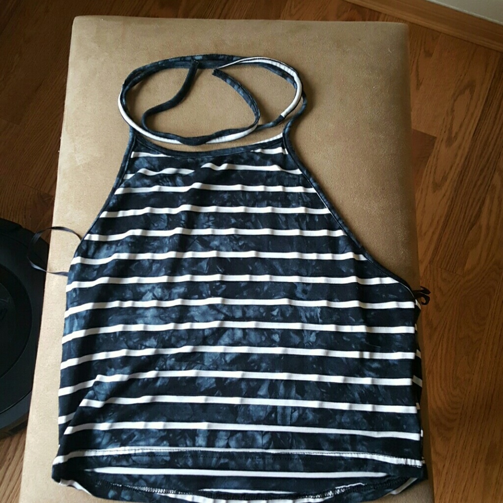 Striped and marbled Grey and white crop top